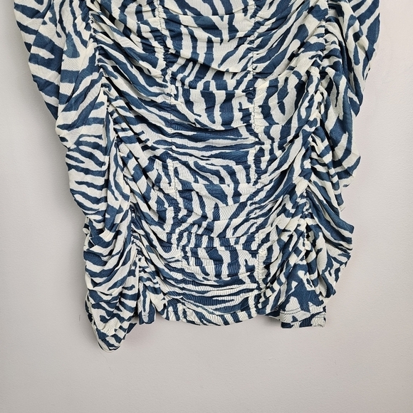 Torrid Stretch Mesh Cropped Shirred Cami Zebra White - Picture 9 of 12